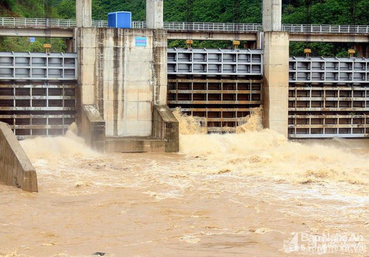 Nghệ An: Nhiều nhà máy thủy điện  thông báo xả lũ sau bão số 2