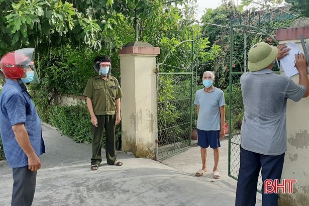 Hà Tĩnh tăng cường rà soát người có triệu chứng nghi ngờ để phát hiện sớm ca bệnh trong cộng đồng