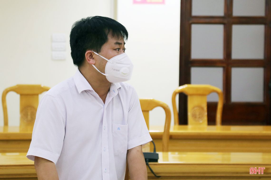 Quyết liệt truy vết, lấy mẫu xét nghiệm những trường hợp liên quan đến các ca bệnh ở Thạch Hà