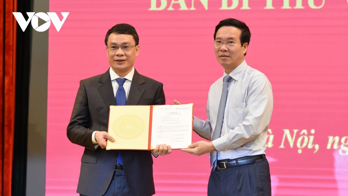 Bà Lâm Thị Phương Thanh và ông Đặng Khánh Toàn giữ chức Phó Chánh Văn phòng Trung ương