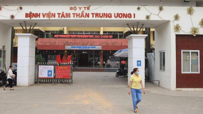 Bắt thêm y tá, hộ lý Bệnh viện Tâm thần Trung ương I