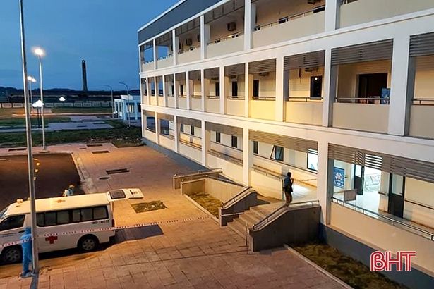 2 bệnh nhân Covid-19 ở Hà Tĩnh điều trị tại Bệnh viện Nhiệt đới Trung ương diễn biến nặng