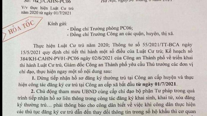 Công an Hà Nội ra văn bản hỏa tốc thu sổ hộ khẩu, sổ tạm trú