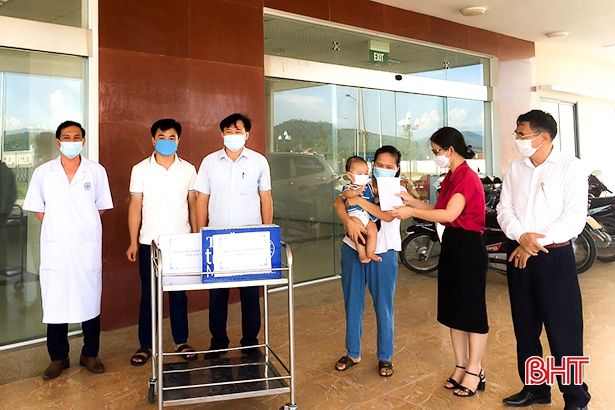 Hà Tĩnh: 31 bệnh nhân Covid-19 âm tính từ 1 đến 3 lần với virus SARS-CoV-2