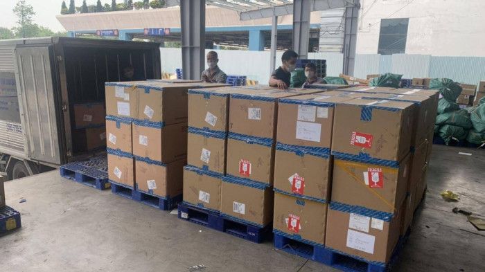 TP.HCM có thêm hơn 70.000 bộ test xét nghiệm nhanh Covid-19