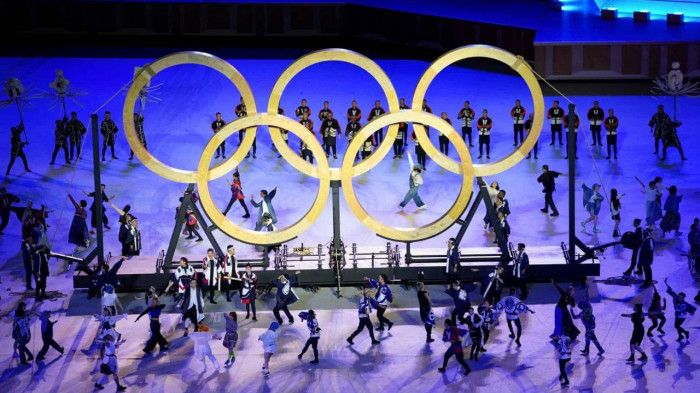 Chùm ảnh Olympic 2021 khai mạc đầy sắc màu, không một bóng khán giả