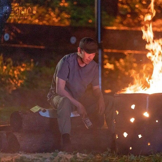 Cuộc chiến thượng lưu phần 3: Tái hiện vụ tai nạn khiến Yoon Hee "bay màu"?