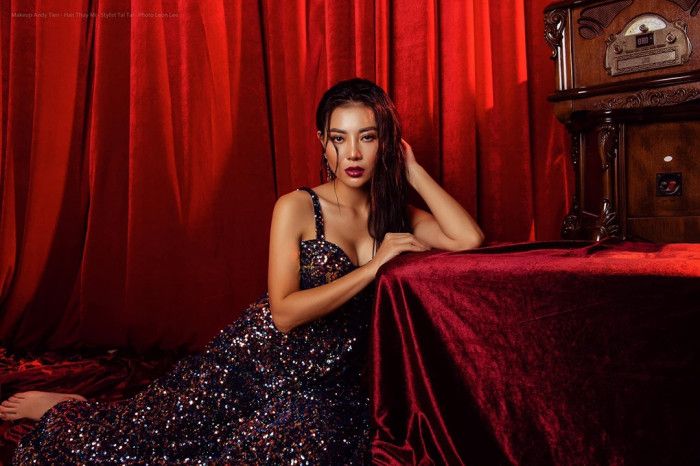 Thanh Hương trễ nải đầy gợi cảm, ăn đứt gái quê Lệ trong 