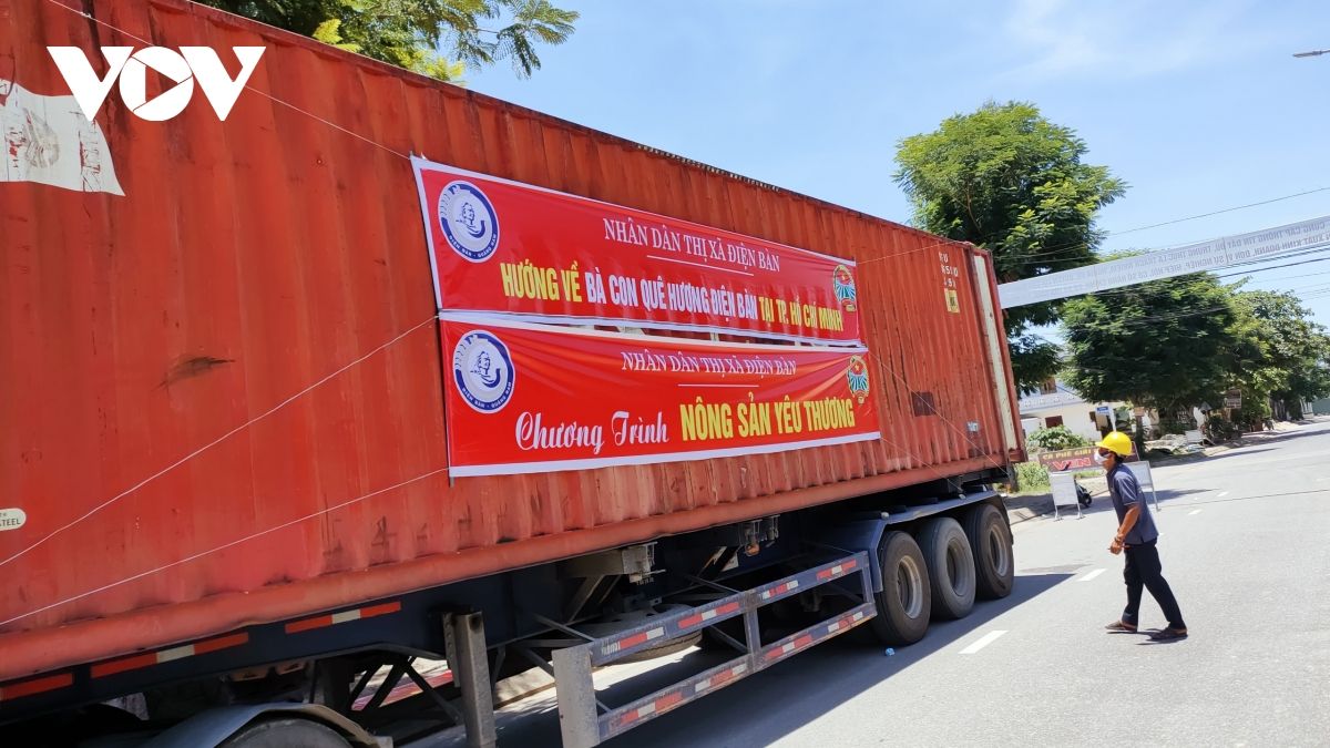 Những “chuyến xe 0 đồng” từ Quảng Nam hướng về thành phố Hồ Chí Minh