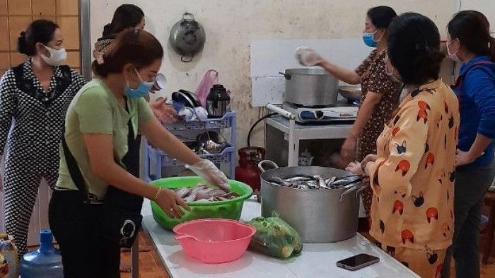 Cà Mau động viên người dân ở lại TP.HCM, nêu lý do chưa thể đón 3.000 người