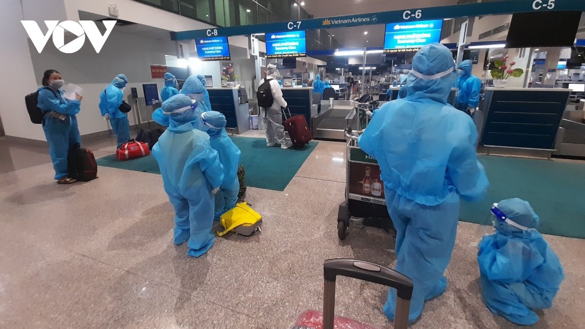 Quảng Nam tiếp tục đón hàng trăm người dân ở TP.HCM về quê