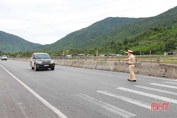 Hà Tĩnh: Phạt 7,5 triệu đồng 1 trường hợp vi phạm về phòng chống dịch