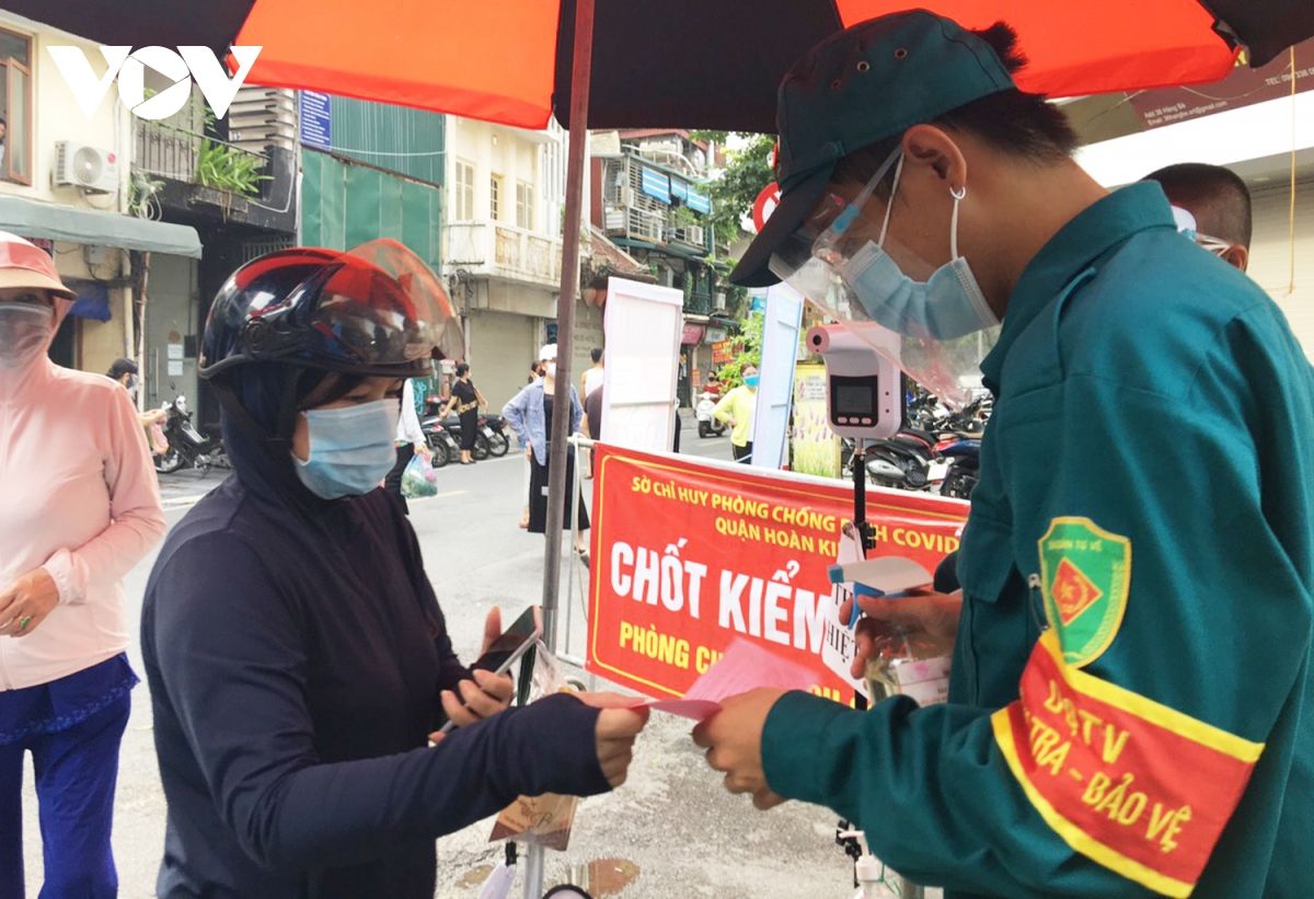 Đi chợ kiểu mới, chỉ cần “alo là có hàng” an toàn phòng chống dịch