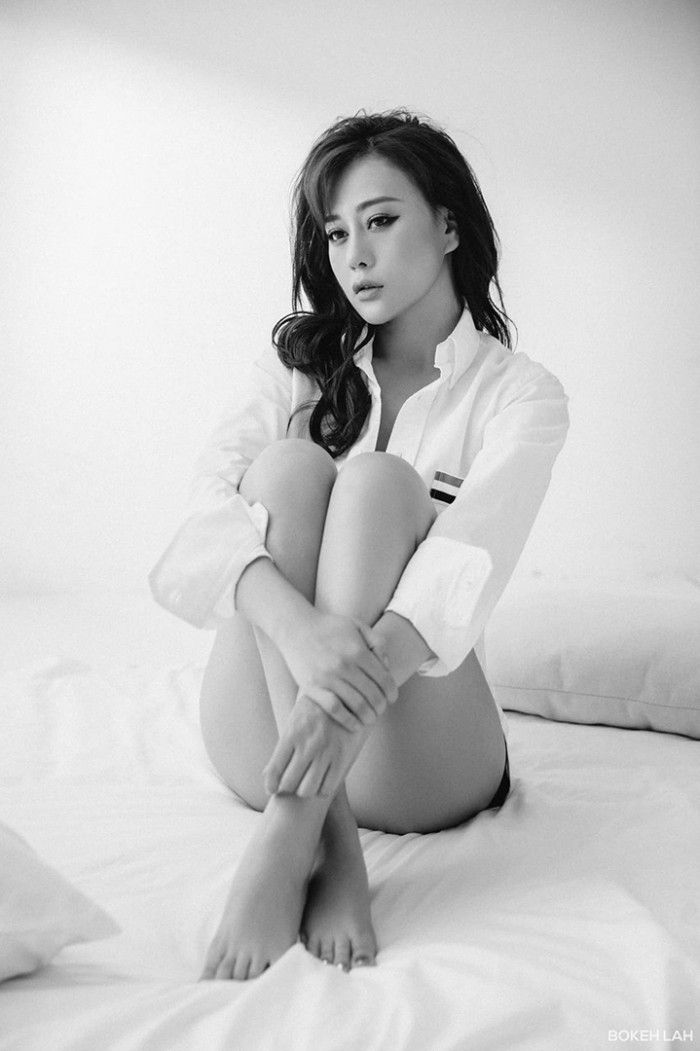 Phương Oanh "Hương vị tình thân" tung ảnh "giường chiếu" nhức mắt