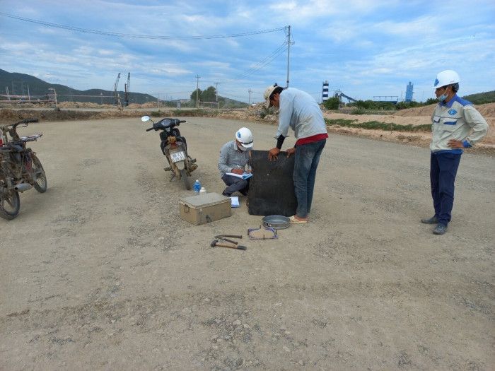 Hối hả thi công 2 tuyến cao tốc phía Đông trong "bão" Covid-19