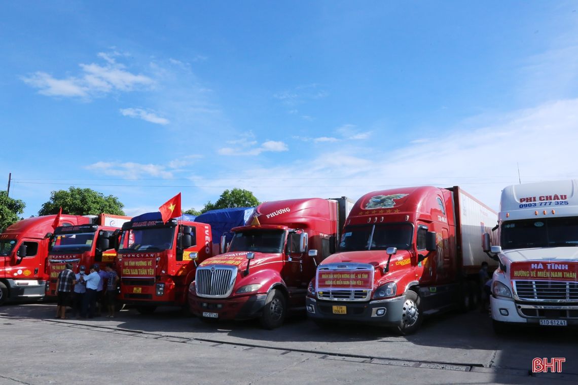 Hà Tĩnh chuyển 530 tấn hàng hóa vào hỗ trợ Nhân dân TP Hồ Chí Minh