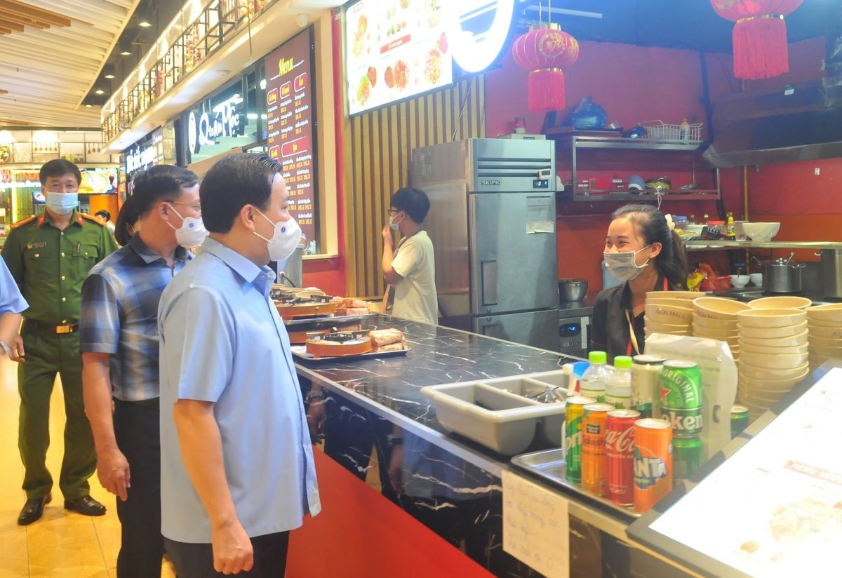 Hà Nội sẽ tăng cường xử lý vi phạm sau khi nới lỏng hoạt động một số dịch vụ