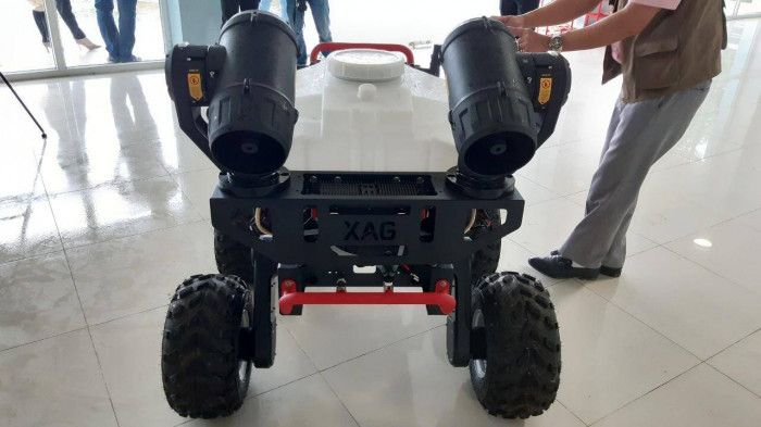 "Soi" robot thông minh ở Cần Thơ "thử việc" phục vụ chống dịch