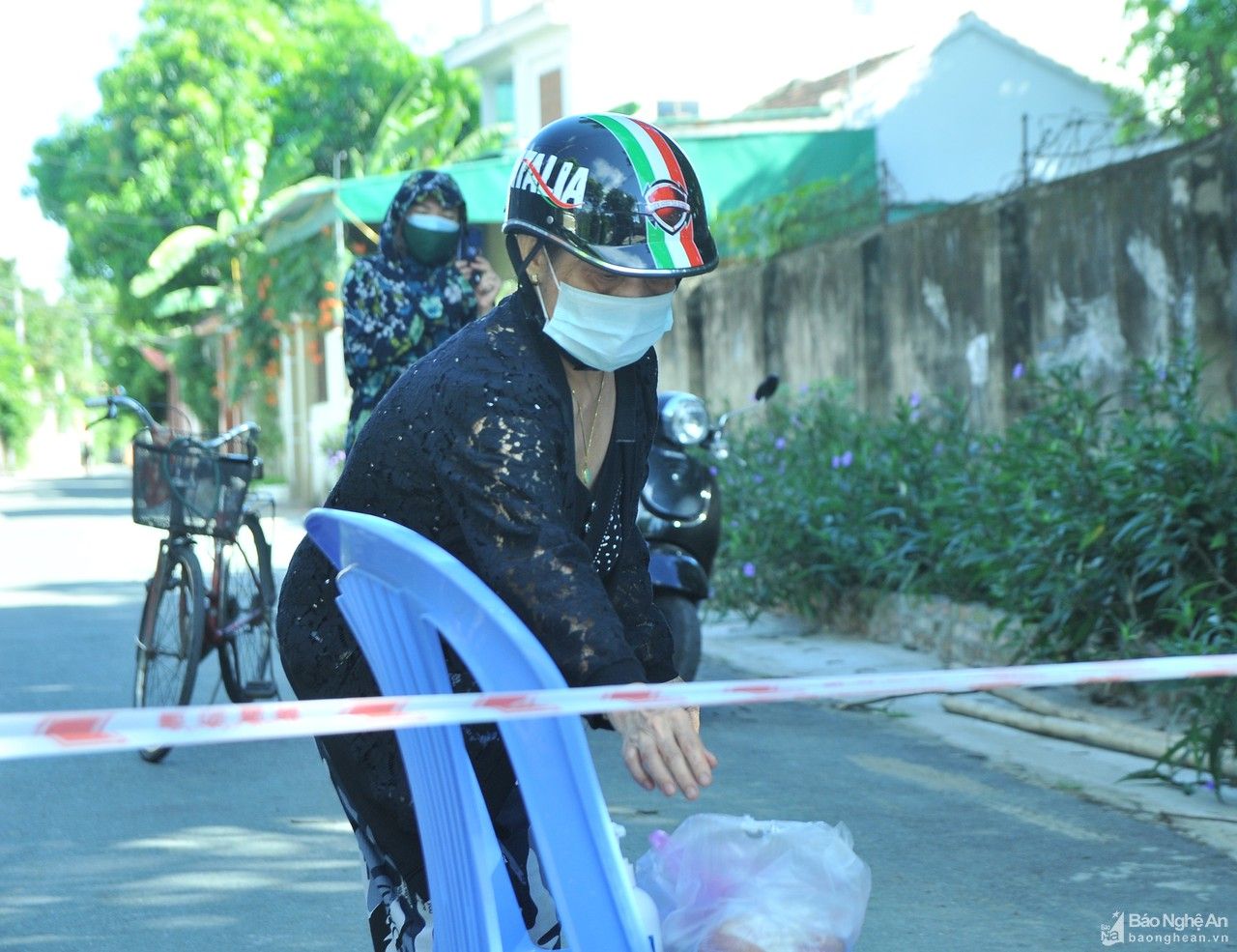 Cuộc sống ở khu vực phong tỏa tại phường Hưng Dũng, TP.Vinh