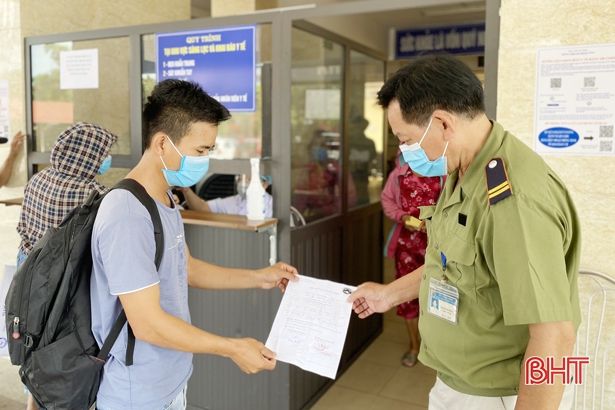 Coi sàng lọc Covid-19 tại các cơ sở khám chữa bệnh ở Hà Tĩnh như tại cộng đồng