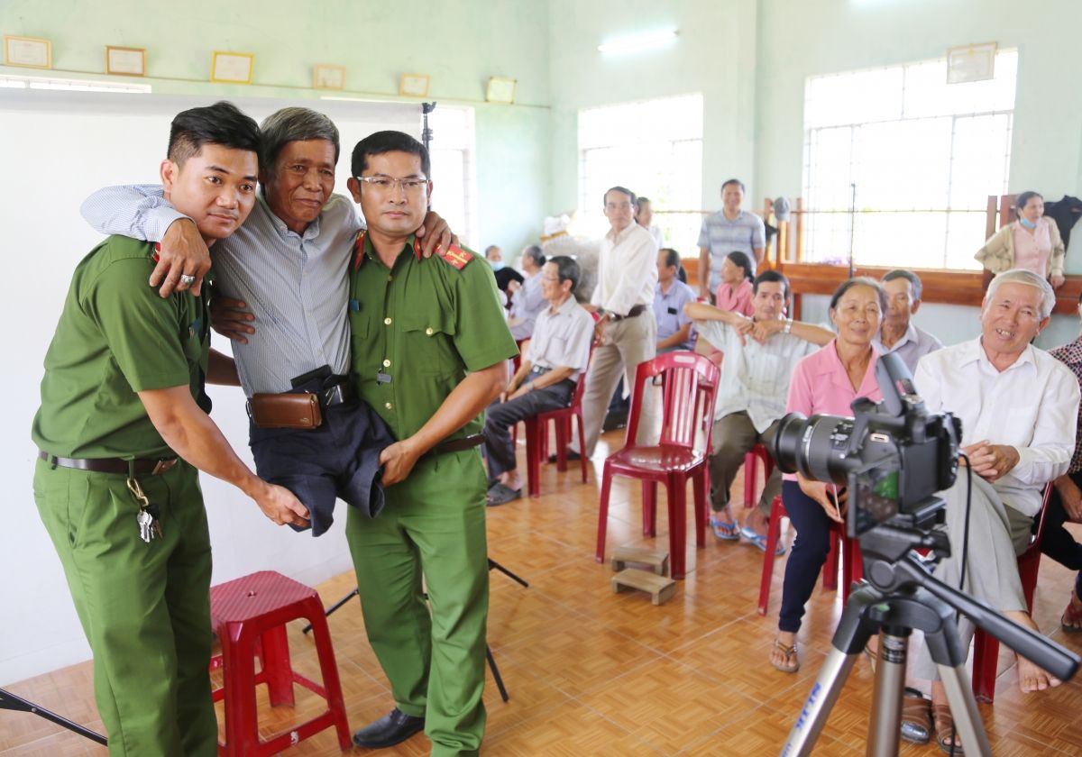 Trung tá Vũ Hoàng Đạt: “Thông tin của công dân được bảo mật tuyệt đối”