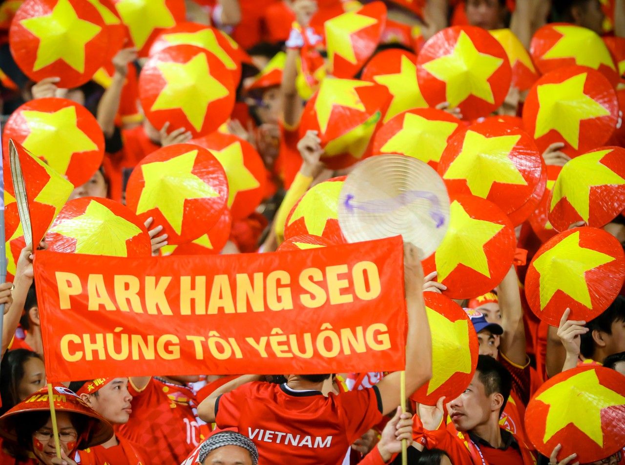 Tuyển Việt Nam đấu UAE:  Lịch sử gọi tên chiến binh áo đỏ!