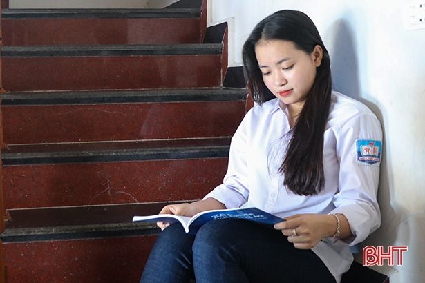 Nữ sinh đạt điểm môn Ngữ văn cao nhất ở Hà Tĩnh chỉ mong vào sư phạm