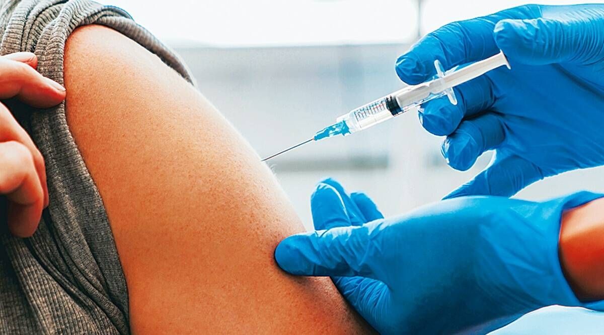 Phụ nữ mang thai và cho con bú chống chỉ định với vaccine Sputnik V