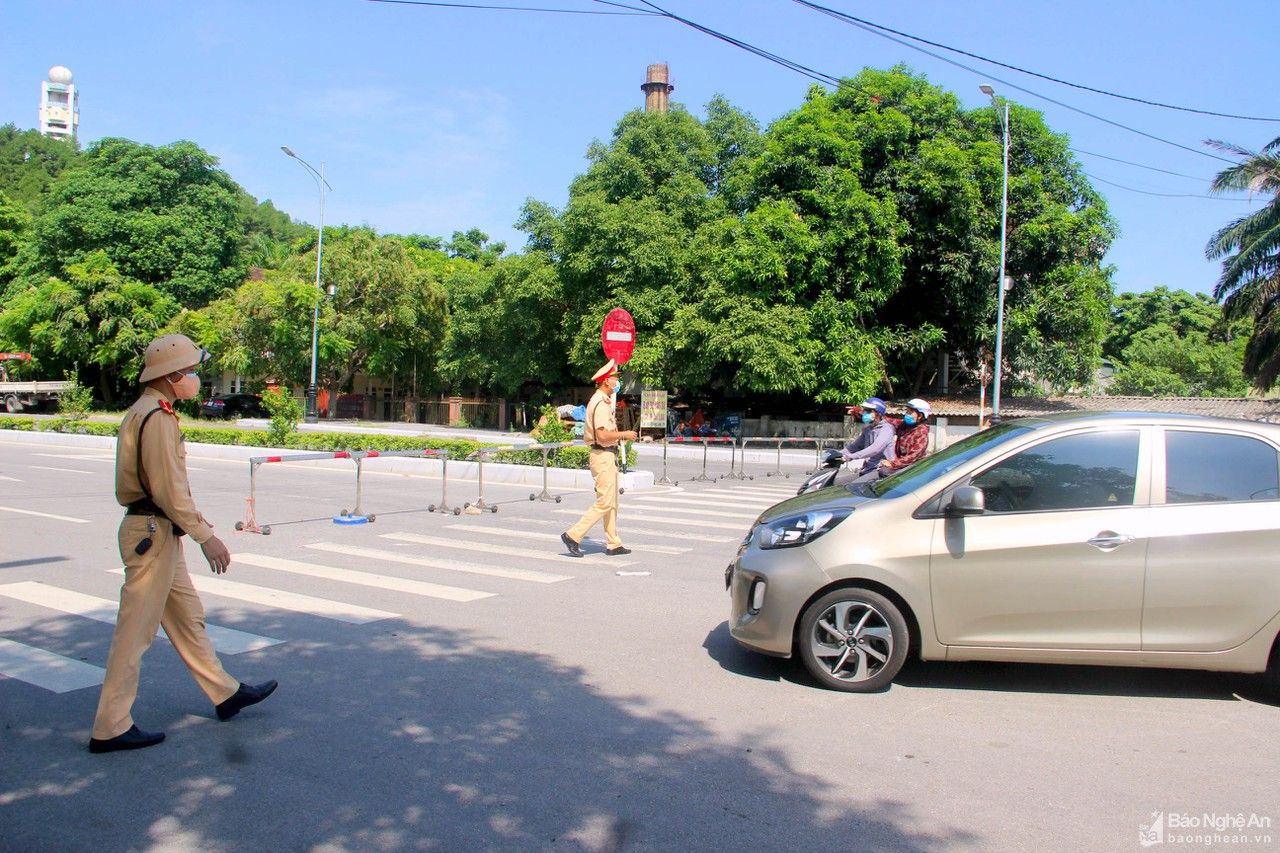 TP. Vinh lập điểm đón tiếp tập trung công dân trở về từ miền Nam