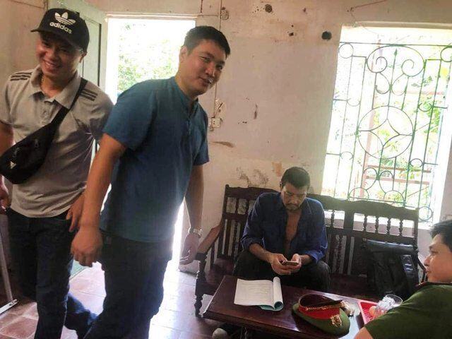 Hương vị tình thân: Ông Sinh bị công an bắt!