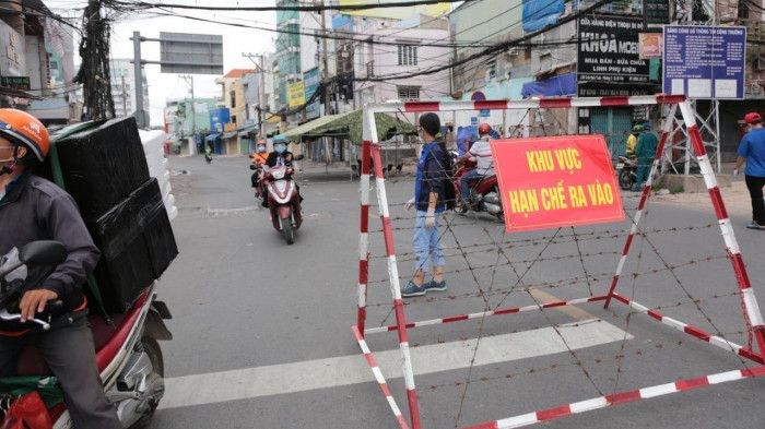 Nhiều chốt kiểm soát ở TP.HCM được lập lại, chỉ kiểm soát ngẫu nhiên