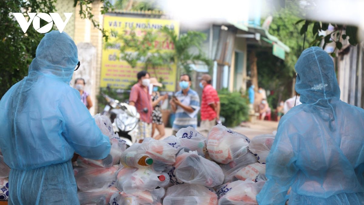 Bình Dương quyết liệt đẩy lùi dịch COVID-19 trong doanh nghiệp, khu công nghiệp