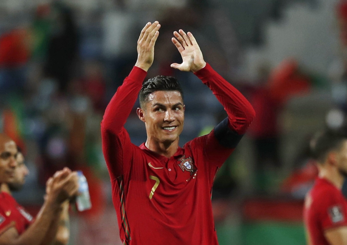 Ronaldo nói gì trong ngày trở thành chân sút vĩ đại nhất?