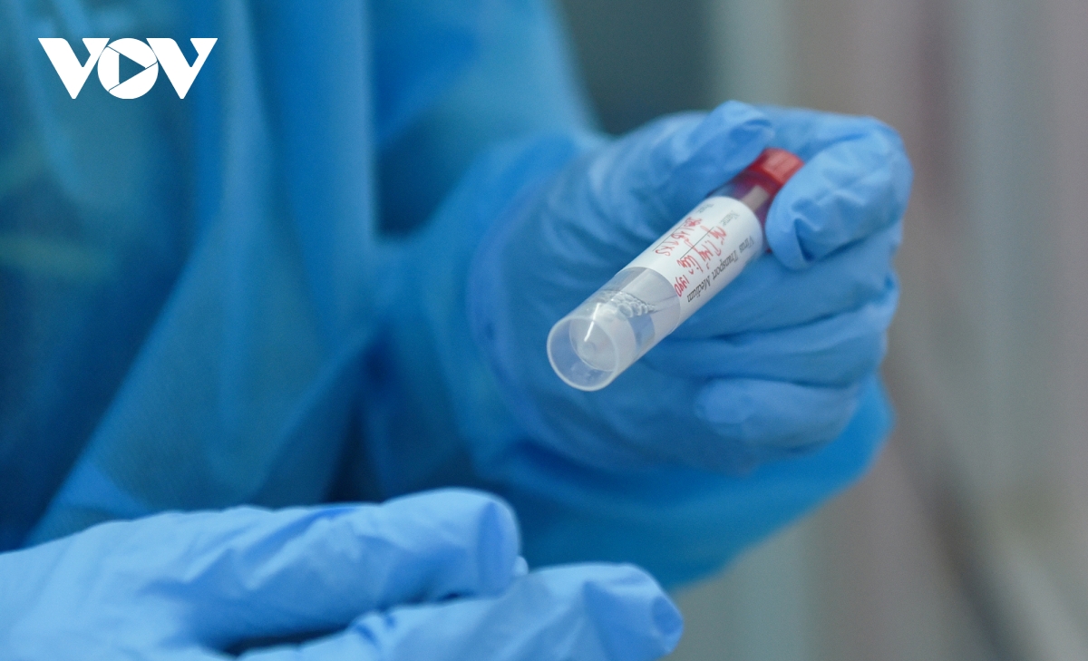 Hành trình đưa F0 vào viện cấp cứu của một bác sĩ ở TP.HCM