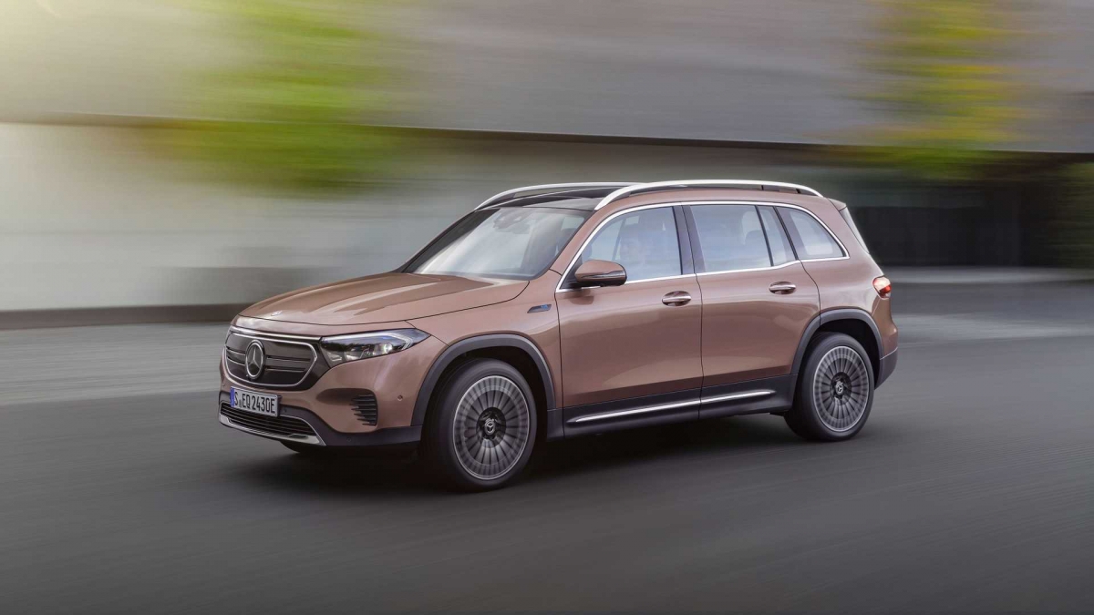 Crossover chạy điện Mercedes-Benz EQB ra mắt khách hàng tại Mỹ và châu Âu