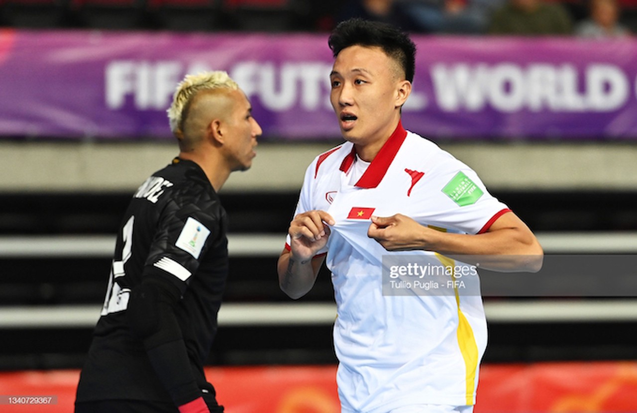 Công Phượng khoác áo số 10, để lại kiểu đầu thành công ở U23 châu Á 2018; Futsal Panama 2-3 Việt Nam