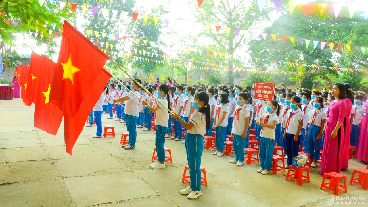 Giáo dục Nghệ An tiếp tục nỗ lực thực hiện nhiệm vụ 