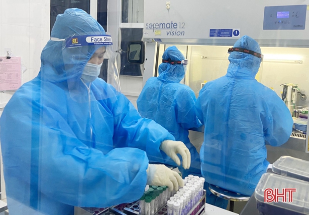 100% bệnh nhân COVID-19 điều trị tại BVĐK khu vực Cửa khẩu quốc tế Cầu Treo đã ra viện