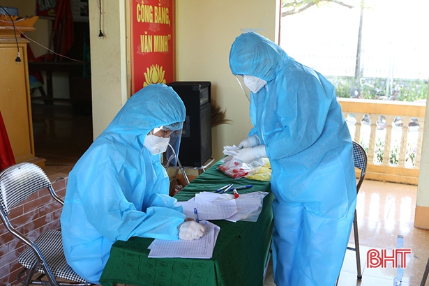 Hà Tĩnh còn 864 F1 của các ca bệnh COVID-19 đang cách ly tập trung