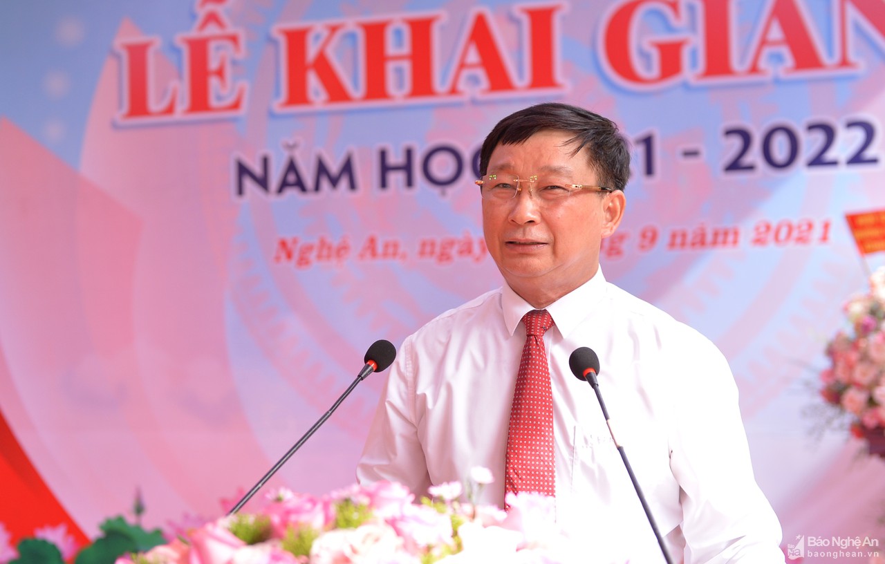 Lễ khai giảng đặc biệt của Nghệ An tại Trường THPT chuyên Phan Bội Châu