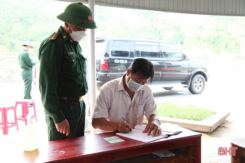 “Gác lễ”, bám chốt, ngăn chặn dịch xâm nhập Hà Tĩnh