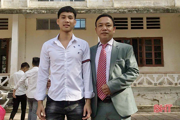 Cậu học trò dân tộc nội trú ở Hà Tĩnh trúng tuyển Học viện Cảnh sát nhân dân