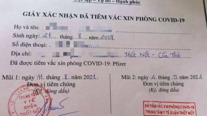 Vụ bé 13 tuổi tiêm 2 mũi Pfizer: GĐ Trung tâm y tế bị đình chỉ 1 số chức vụ