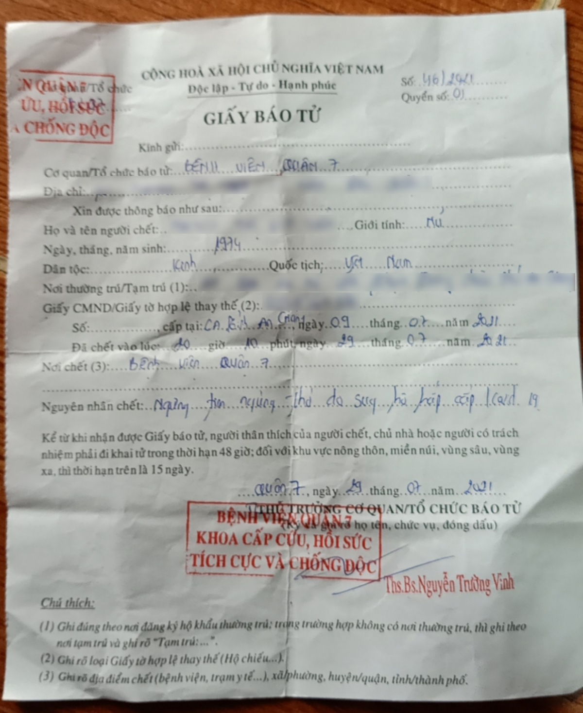 Vì sao quận 7 chậm chuyển tiền hỗ trợ mai táng người dân mất vì Covid-19?