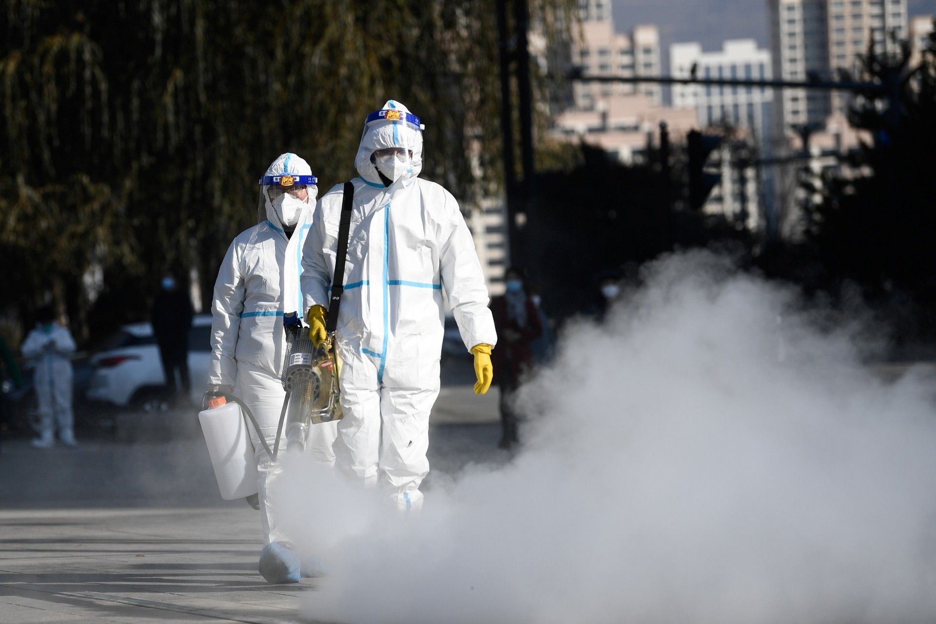 staff-members-spray-disinfectant-at-a-testing-site-in-chengxi-district-of-xining-northwest-china-s-qinghai-province-on-nov-8th-2021-xinhua-1636449504.jpg