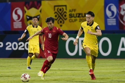 12-malaysia-fam-viet-nam-aff-cup-2-725x0-1639379333-1639381345.jpg