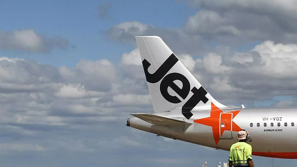 jetstar-reutersbslx-15869441953061059006304-15921996877421245156654-16565159313771326652090-1656560378.jpg