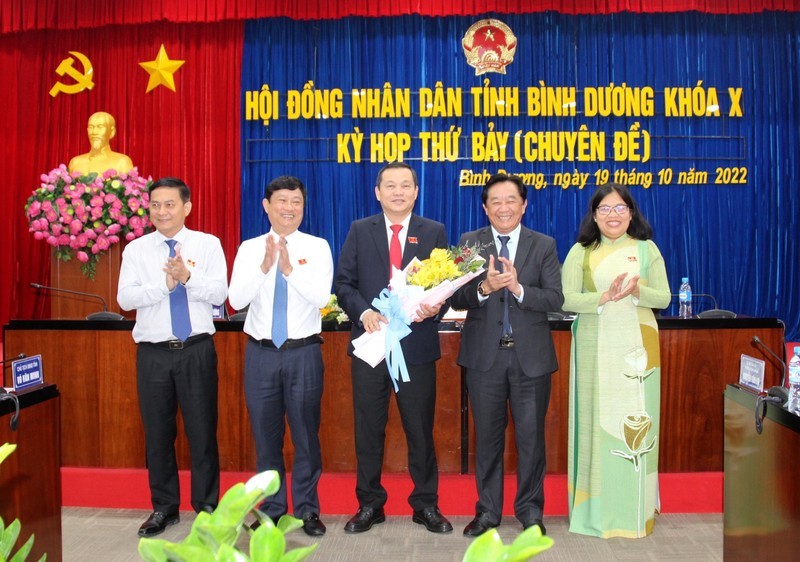 ly-do-chu-tich-hdnd-tinh-binh-duong-chu-dong-xin-thoi-nhiem-vu-1666183096.jpeg