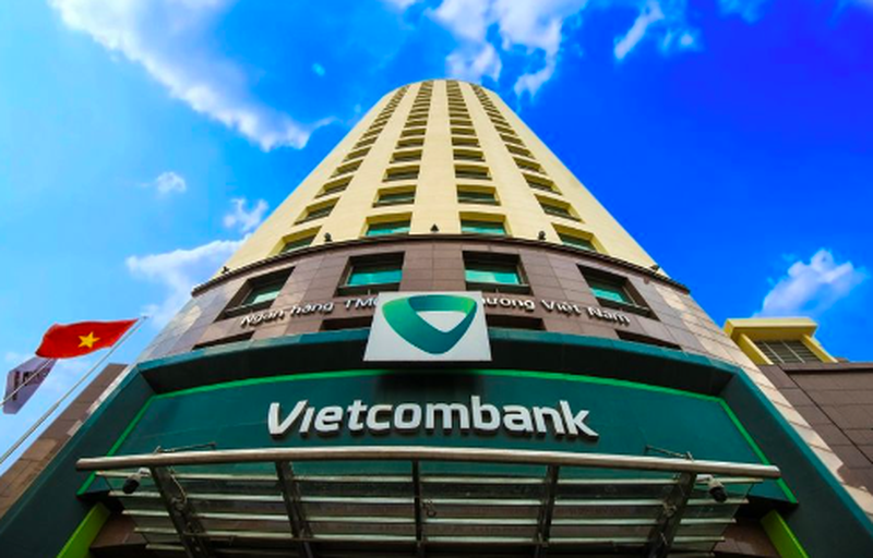 vietcombank-bat-ngo-giam-1nam-lai-suat-khoan-vay-vnd-cho-khach-hang-hien-huu-1669298194.png