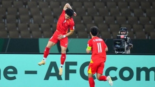 vi-sao-dinh-bac-khong-duoc-afc-danh-gia-la-ngoi-sao-trien-vong-2-1768808167-1768866487.jpg